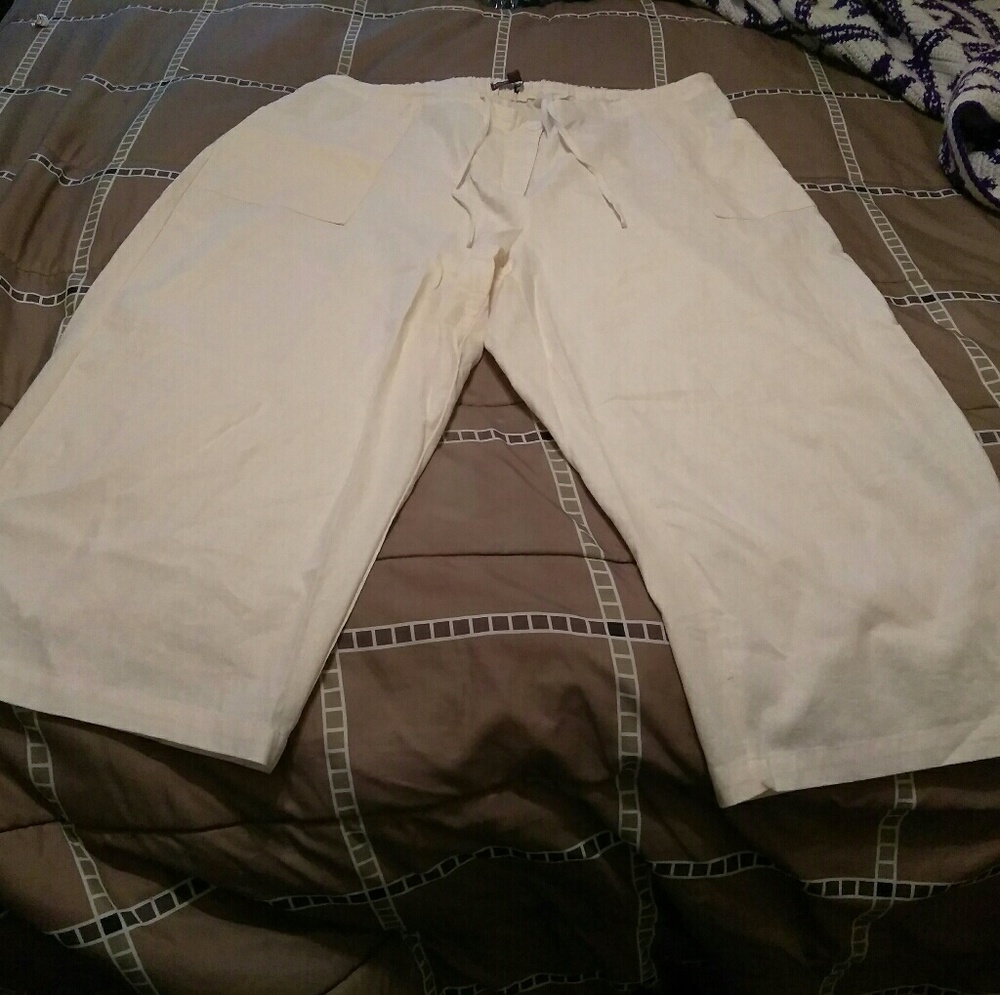 Plus size capri